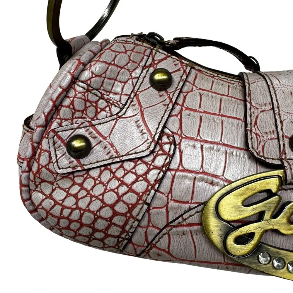 Guess pink croc